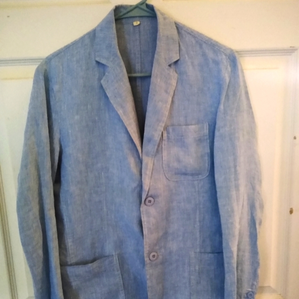 Unstructured linen blazer